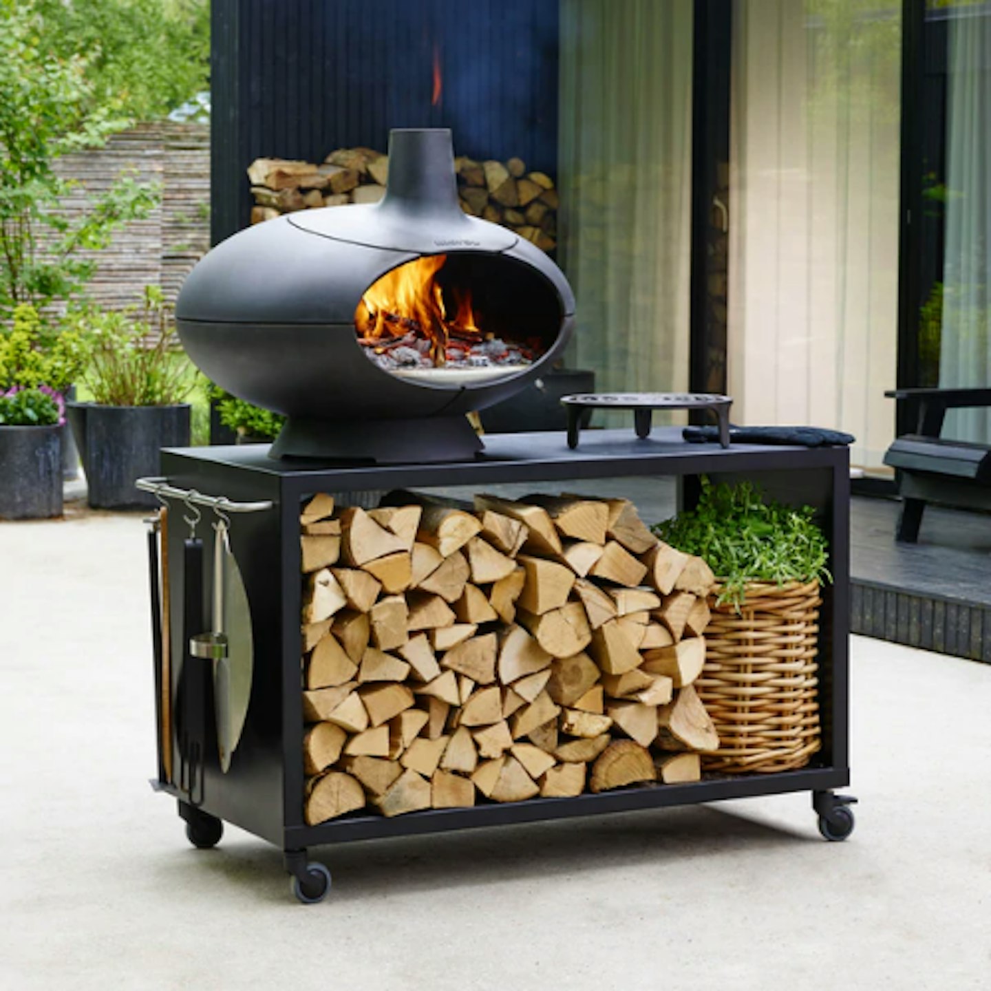 Outdoor cooking outlet shed